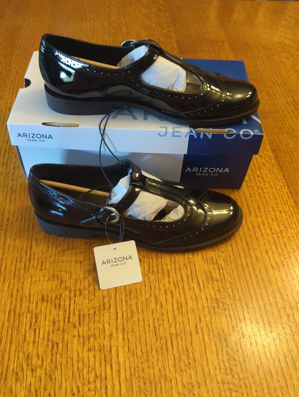 Arizona Jean Co Zoya Women's Round Closed Toe Loafers, T-Strap, Black, 8.5, New